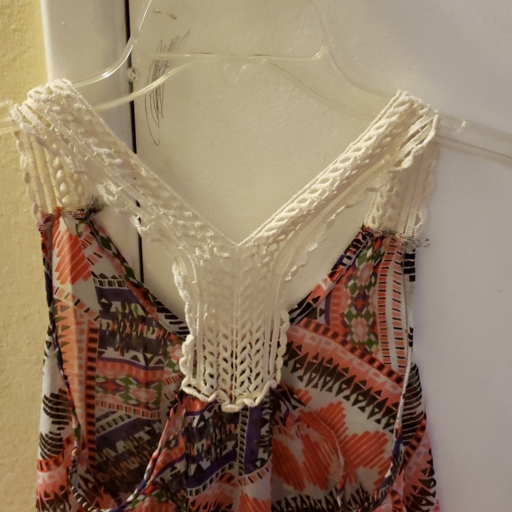 Flowy top - Picture 2 of 4